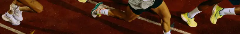 SAUCONY
