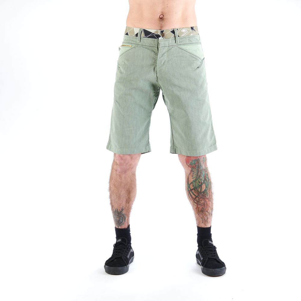 Short Yaniro Amande 2023 - Short | Nograd