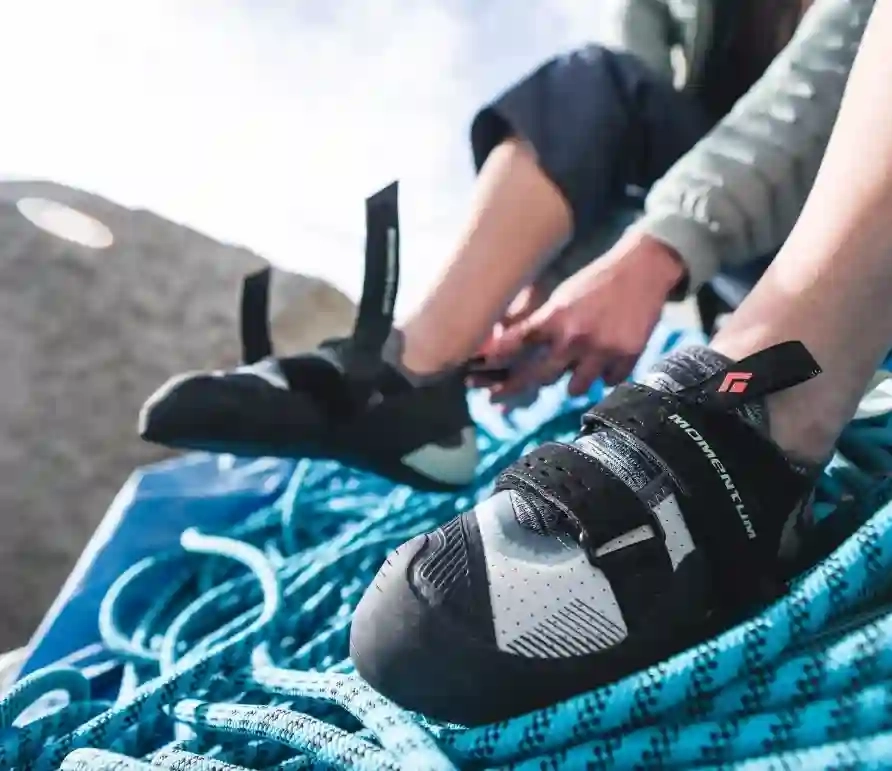 W MOMENTUM CLIMBING SHOES FOAM GREEN ALLOY