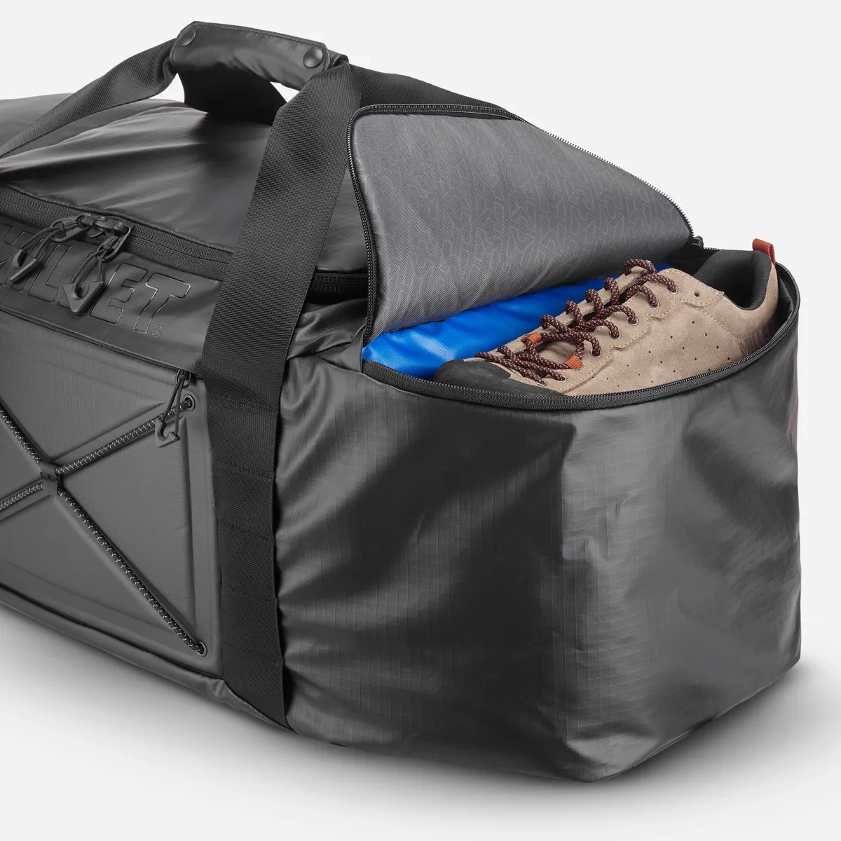 Chamonix Duffle 60+15 Black