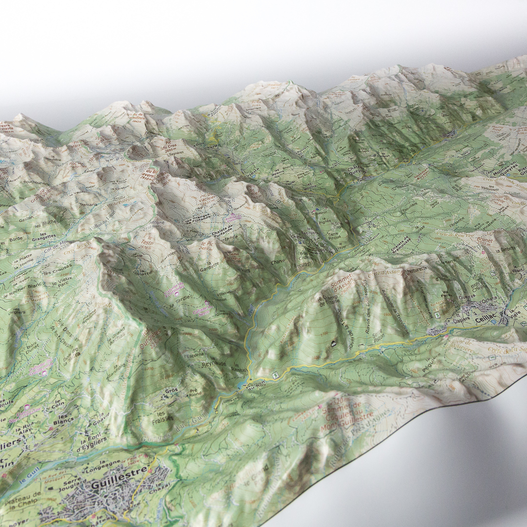 Le Queyras - Equipement Outdoor | Deniveles Editions