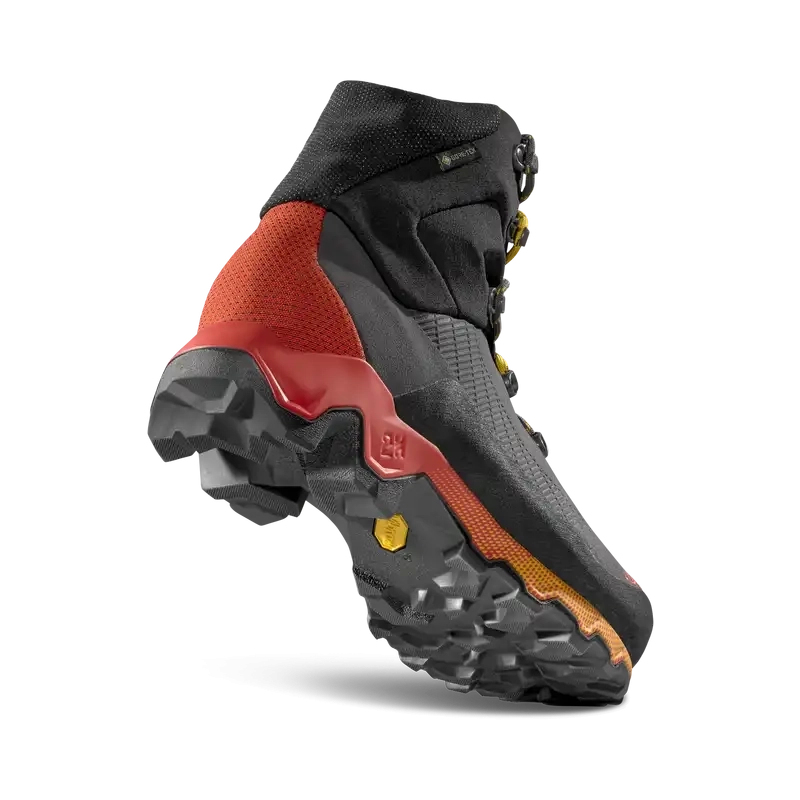 Aequilibrium Trek Gtx Carbon / Yellow - Chaussures | La Sportiva