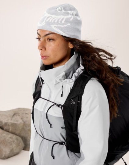 Bonnet Bird Head Toque Solitude Arctic Silk 