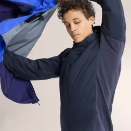 Veste Atom Sweat Black Sapphire - Veste | Arcteryx