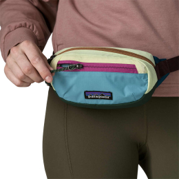 Terravia Mini Hip Pack 1l Patchwork Snowmelt Blue - Bananes | Patagonia