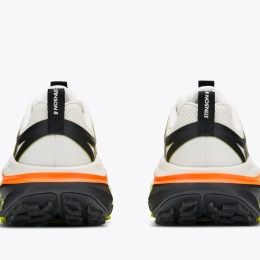 Stinson 8 Frost Black - Chaussures | Hoka